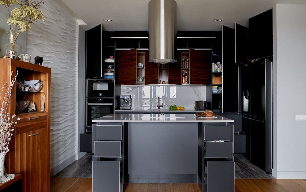 Брутальная кухня с древесными акцентами