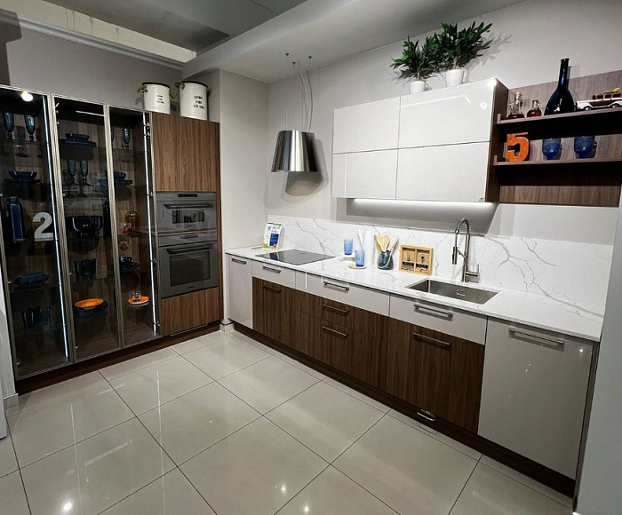 м. Ленинский проспект, Центр дизайна