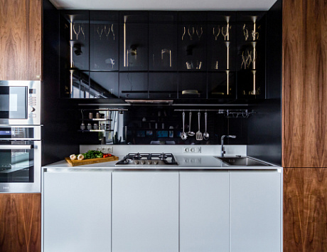 Коричневая кухня в Анапе