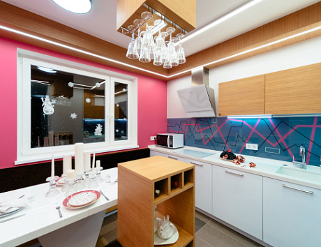 Белая кухня в Мурманске