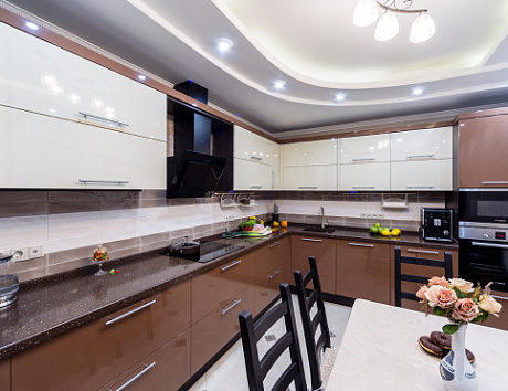 Глянцевая кухня в Анапе