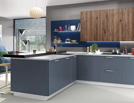 Темная кухня