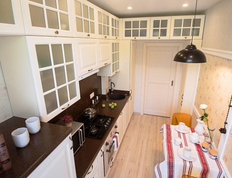 Светлая кухня в Санкт-Петербурге