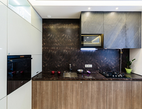 Коричневая кухня в Клину