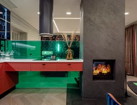 Красная кухня в Екатеринбурге