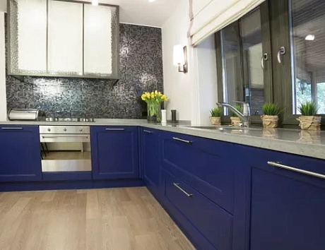 Синяя кухня
