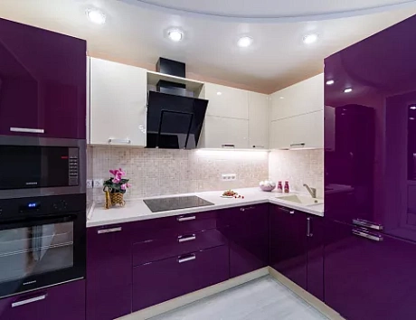 Бежевая кухня в Мурманске